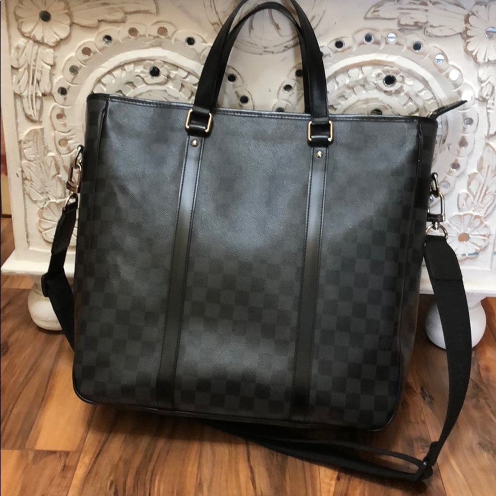 LOUIS VUITTON Damier Graphite Canvas Tadao Bag